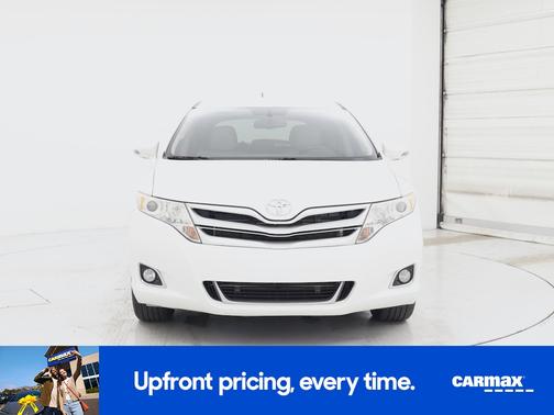 White 2015 Toyota Venza XLE