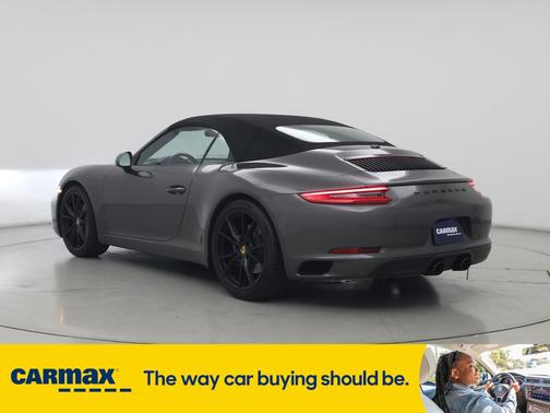 2018 Porsche 911 Carrera