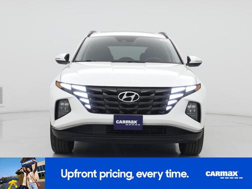 White 2023 Hyundai TUCSON SEL