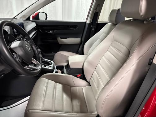 Radiant Red Metallic 2025 Honda CR-V