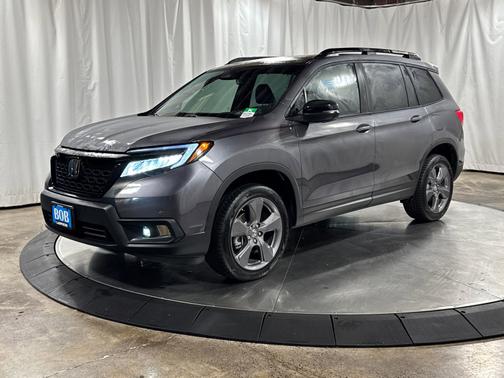 Modern Steel Metallic 2021 Honda Passport