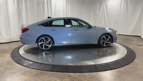 2022 Honda Accord Hybrid 