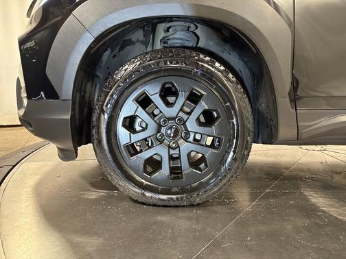 Crystal Black Pearl 2023 Honda Passport