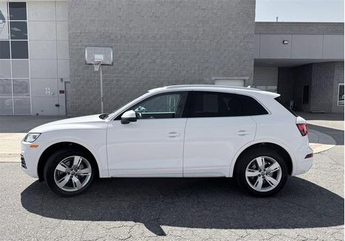 2019 Audi Q5 2.0T Premium Plus