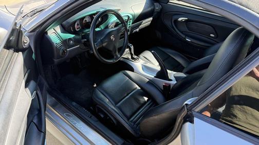 2003 Porsche 911 Carrera 4