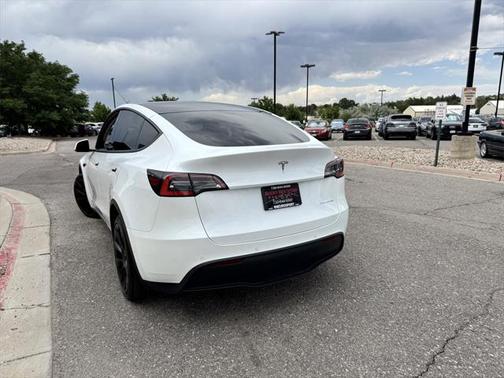2021 Tesla Model Y Long Range Dual Motor All-Wheel Drive