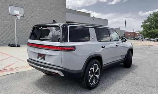 Gray 2024 Rivian R1S Adventure Quad Motor Large Pack