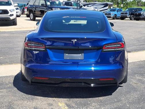 2022 Tesla Model S Base