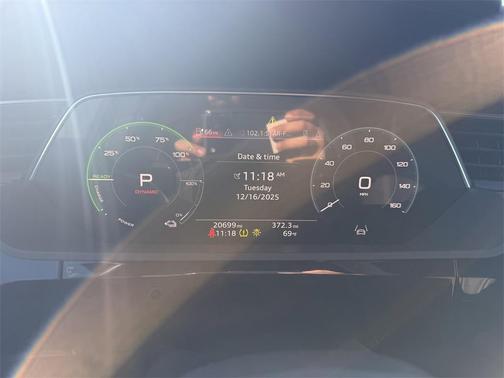 2022 Audi e-tron Premium