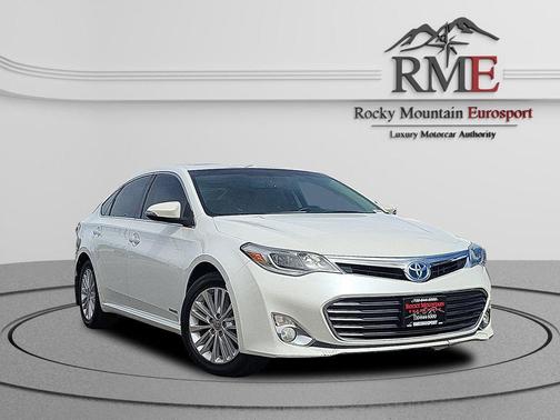 2013 Toyota Avalon Hybrid XLE Premium