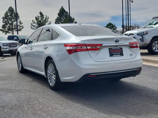 2013 Toyota Avalon Hybrid XLE Premium