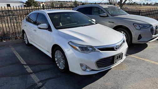 2013 Toyota Avalon Hybrid XLE Premium