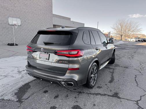 2023 BMW X5 M50i