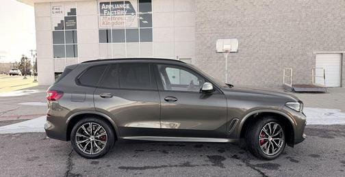 2023 BMW X5 M50i