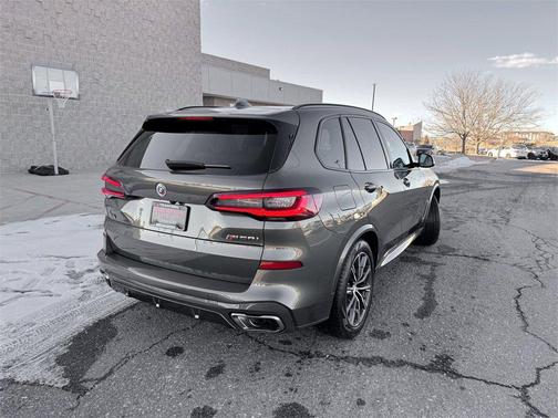 2023 BMW X5 M50i