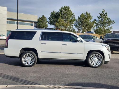 2016 Cadillac Escalade ESV Platinum