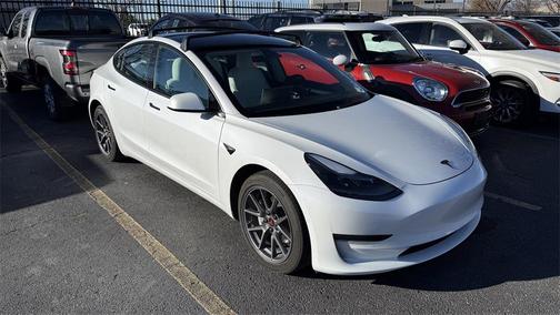 2022 Tesla Model 3 Long Range