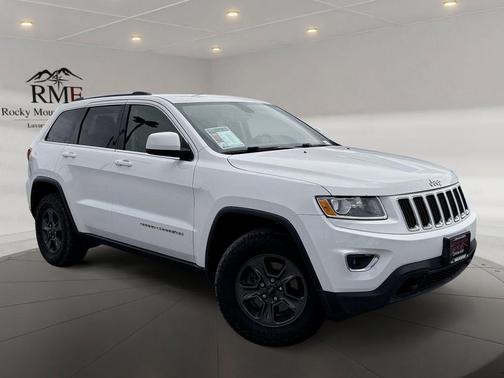 White 2015 Jeep Grand Cherokee Laredo