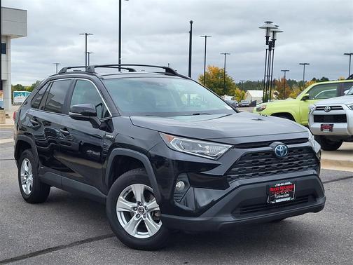 2020 Toyota RAV4 Hybrid XLE