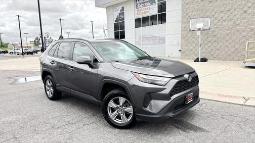 2022 Toyota RAV4 Hybrid XLE