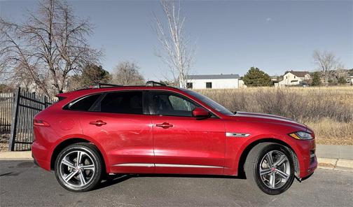 2017 Jaguar F-PACE 35t R-Sport