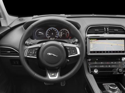 2017 Jaguar F-PACE 35t R-Sport