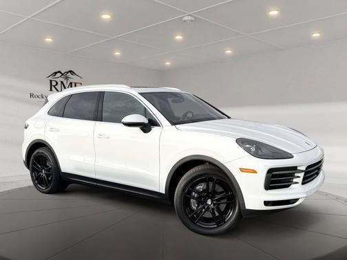 2023 Porsche Cayenne Platinum Edition