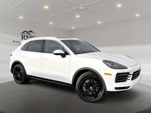 2023 Porsche Cayenne Platinum Edition