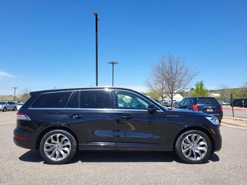 Black 2020 Lincoln Aviator Grand Touring AWD