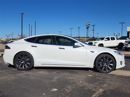 2021 Tesla Model S Long Range