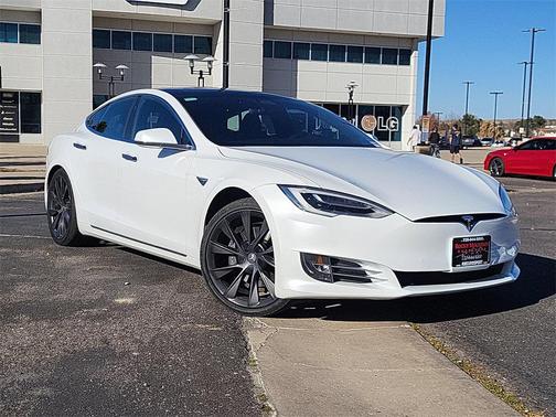 2021 Tesla Model S Long Range