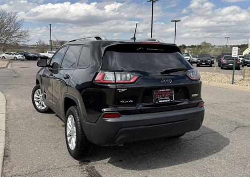 Black 2020 Jeep Cherokee Latitude