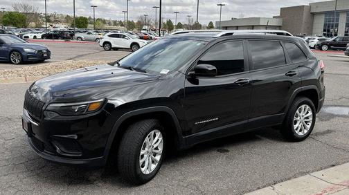 Black 2020 Jeep Cherokee Latitude