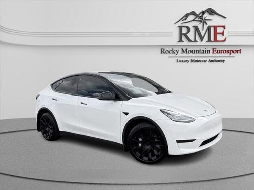 2023 Tesla Model Y Long Range Dual Motor All-Wheel Drive