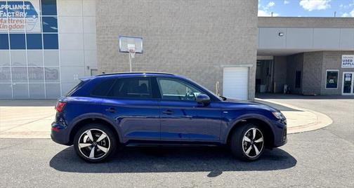 2022 Audi Q5 45 S line Premium Plus