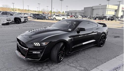 2020 Ford Shelby GT500 Base