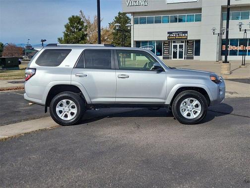 2024 Toyota 4Runner SR5