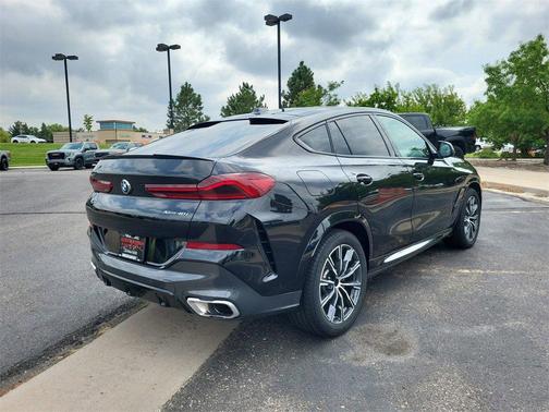 2025 BMW X6 xDrive40i