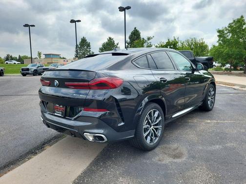 2025 BMW X6 xDrive40i