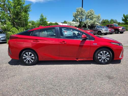 2021 Toyota Prius Prime LE