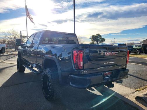 2020 GMC Sierra 2500 Denali