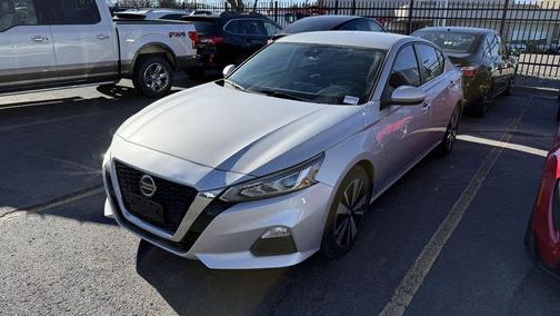 2022 Nissan Altima 2.5 SV