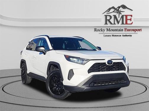 2021 Toyota RAV4 LE