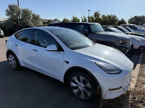 2021 Tesla Model Y Long Range Dual Motor All-Wheel Drive