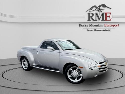 2004 Chevrolet SSR Base