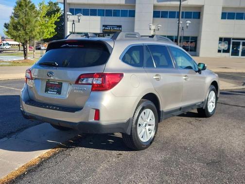 Gray 2017 Subaru Outback 2.5i Premium