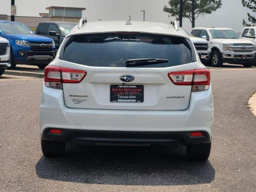 White 2018 Subaru Impreza 2.0i Premium