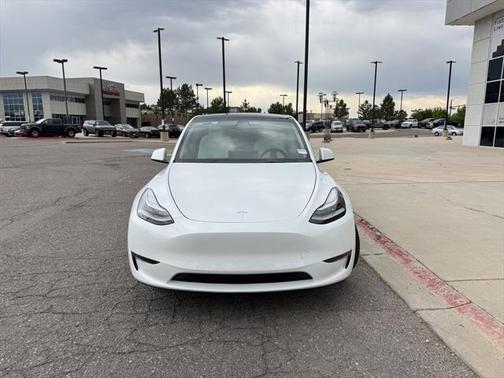 2022 Tesla Model Y Long Range Dual Motor All-Wheel Drive