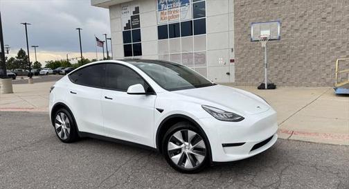 2022 Tesla Model Y Long Range Dual Motor All-Wheel Drive