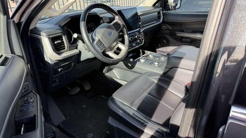 Black 2022 Ford Expedition Max XLT